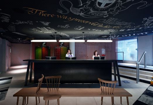 3. 마마 쉘터 마르..