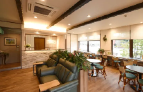 โรงแรมคาวากูจิโกะ โฮโตริ โนะบัน