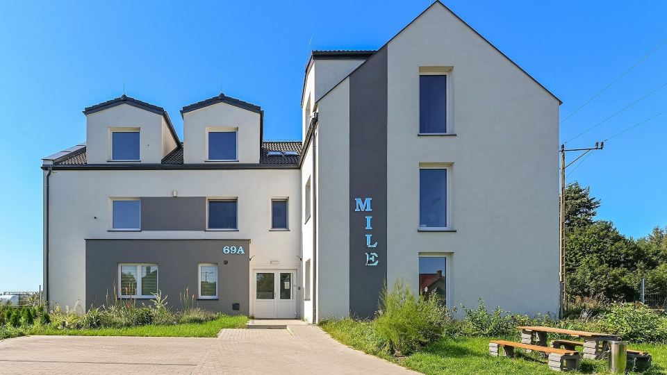 Villa Mile
