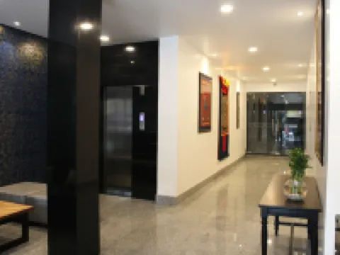 中央酒店 彭措林酒店