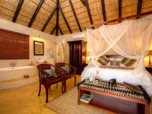 Mvuradona Safari Lodge