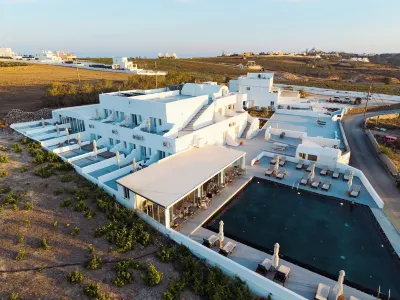 Serenità Luxury Suites Hotel a 