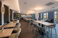 Campanile Smart Lyon Est - Eurexpo Bron Aviation Hotels in Rhône