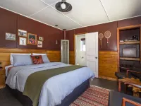 Noon Lodge Hotels near Big Bear Lake