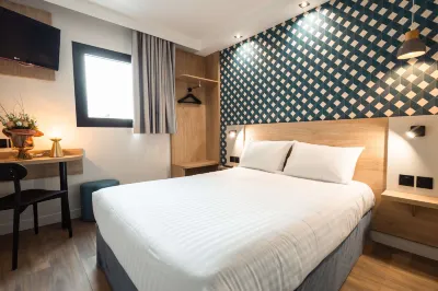 Kyriad Direct Orleans Nord - Cap Saran Hôtels à : Artenay