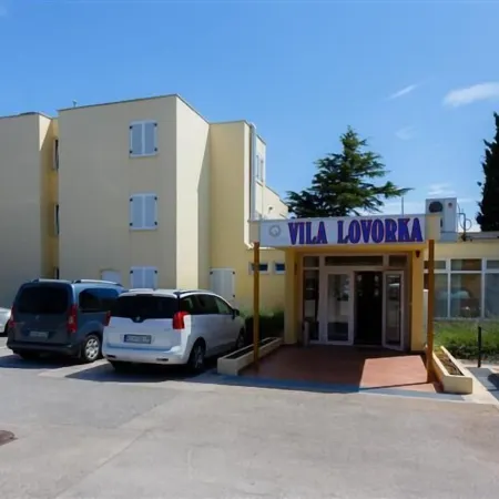 Villa Lovorka - Hotel Resort Dražica