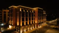 Neo Kazan Palace by Tasigo (Нео Казань Палас Тасиго) Отели рядом с достопримечательностью «Мечеть "Салихжан"»