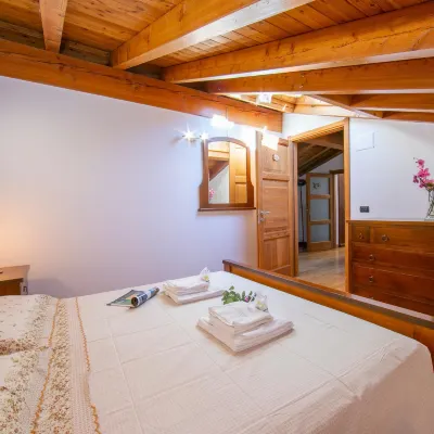 Il Lago Blu Loft with Pool
