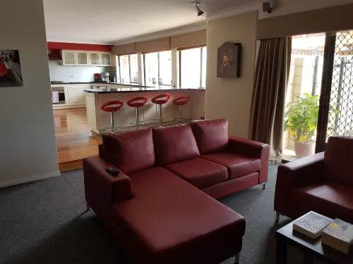 Ocean Reef Homestay - Beach
