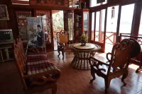 Mekong Paradise Resort Hotels in Pakse