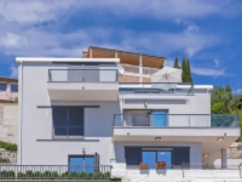 Apartmani D & J with Heated Pool & Stunning Sea View Hotels in Orasac