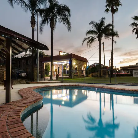 Centrepoint Midcity Motor Inn
