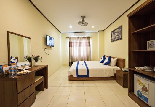 아네시 호텔 방비엥