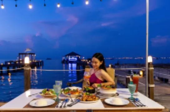 โรงแรมเคบ บางเสร่ พัทยา