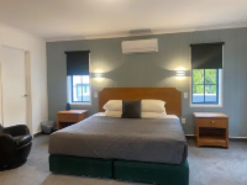 City Suites Hotels near Business Estate