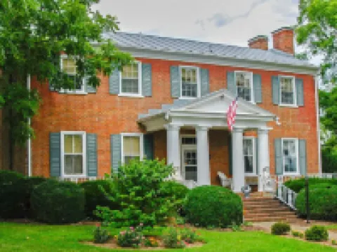 Cave Hill Farm Bed & Breakfast Hotels in McGaheysville