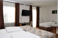 Hotel Torwirt - 3-Star