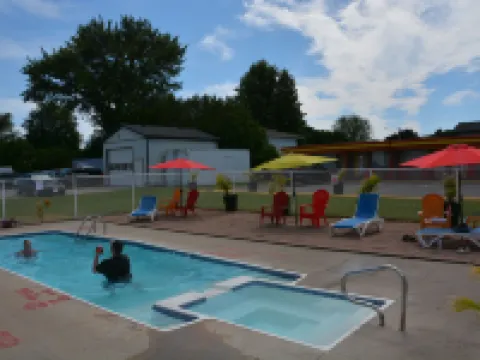 Harmony Inn Hotels in Goderich