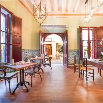 Lluna Aqua Soller - Adults Recommended