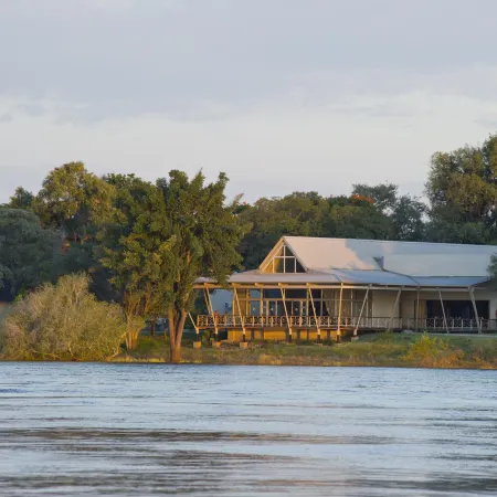 Protea Hotel Zambezi River Lodge Отели в г. Катима Мулило