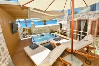 Villasonboard Rock Villa 3 Bed, 3 Bath, Jacuzzi, Seaside Ermioni -  Casas de vacaciones