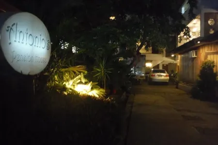 Antonio's Pension House