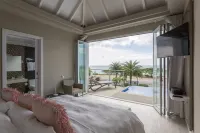 Ocean Z Boutique Hotel Hotel dekat California Lighthouse