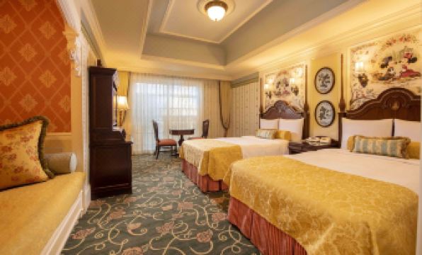 Tokyo Disneyland Hotel