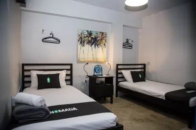 Nomada Urban Beach Hostel- Calle Loiza
