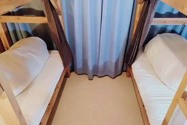 沖繩膠囊旅館, 為什麼之家旅館