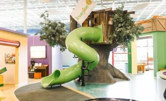 Visalia Marriott at the Convention Center