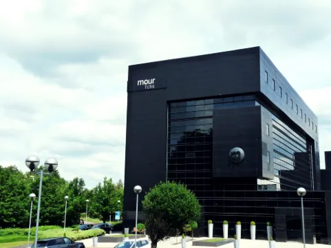 Mour Hotel Hotels in Ashfield District