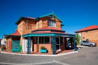 Seaspray Beach Holiday Park Hotels in Dongara