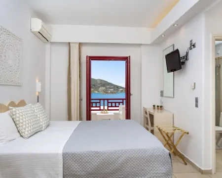 Katerina Mare Hotels in Naoussa