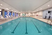 Hilton McLean Tysons Corner - Uima-altaat