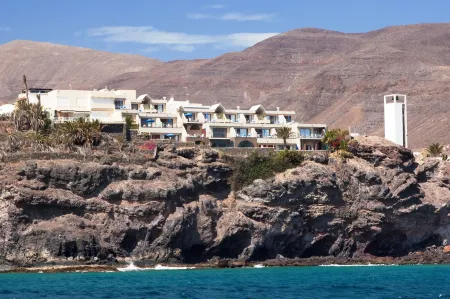 Apartamentos Atalaya de Jandía by LIVVO Отели рядом с достопримечательностью «Morro Jable»