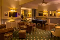 Riviera Lodge Hotel