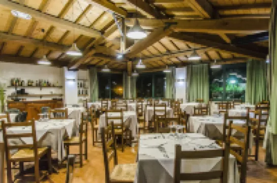 ฟลามินิโอ วิลเลจ บังกะโล ปาร์ค - แคมป์กราวด์