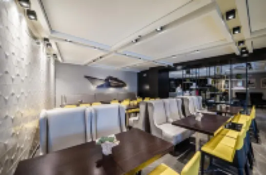 Golden Crown Haifa Hotels in 