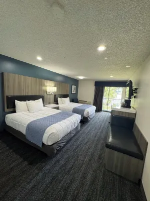 Oyster Bay Inn & Suites Hotels near Kitsap Regional Library, Bremerton - Dr. Martin Luther King Jr.