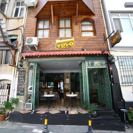Yolohostel