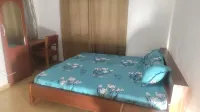 Assembly Hotel - Esiama Hotels in Bakanta
