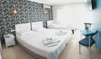 Dafne Pansiyon Hotels in Karaburun