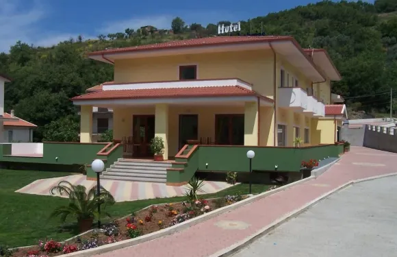 皇家阿斯圖里亞斯酒店