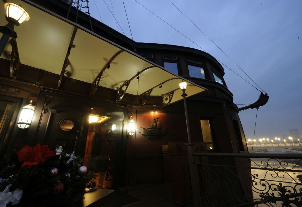 호텔 세니갈리아 라운지