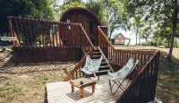 Les Insolites de Jsk Hotels in Saint-Leonard-des-Bois