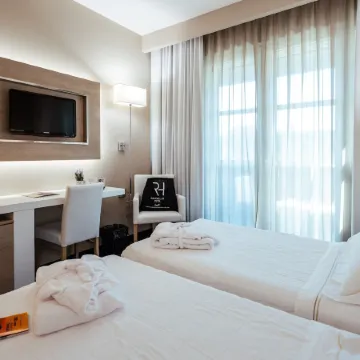 Raffaello Hotel & Mooka Restaurant