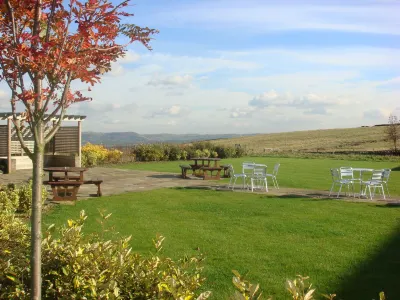The Huntsman Inn Hotels in 