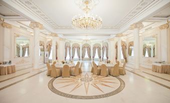 Pontos Plaza Hotel