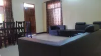 Vot Hostel - Nhà nghỉ